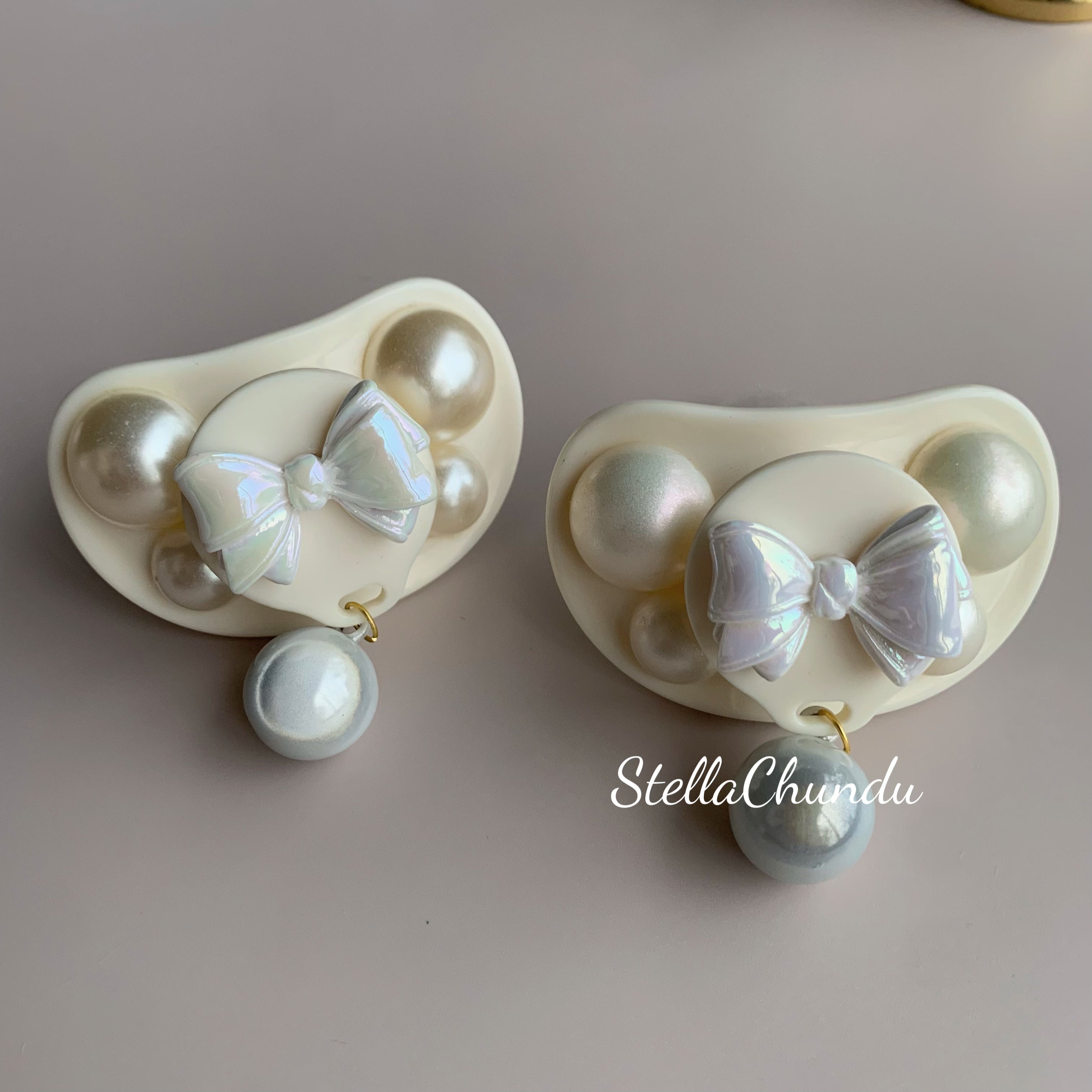 Original design Pinkbaby handmade bite music adult pacifier decompression niche